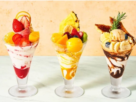 Futaba Fruits Parlor Unveils Summer Parfait and Smoothie Featuring Gracious Mango in Tokyo
