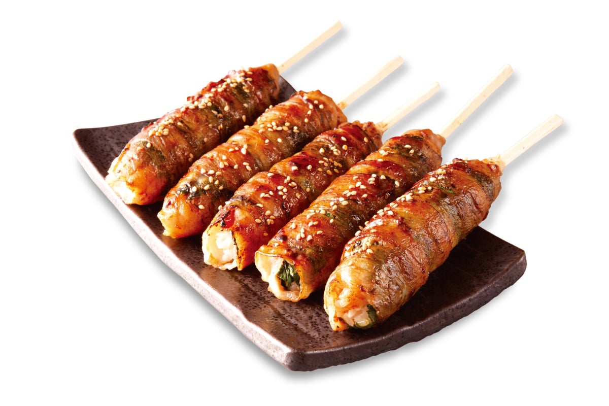 Gindaco Highball Tavern Opens in Fukuoka Offering Stadium-Exclusive Takoyaki and More