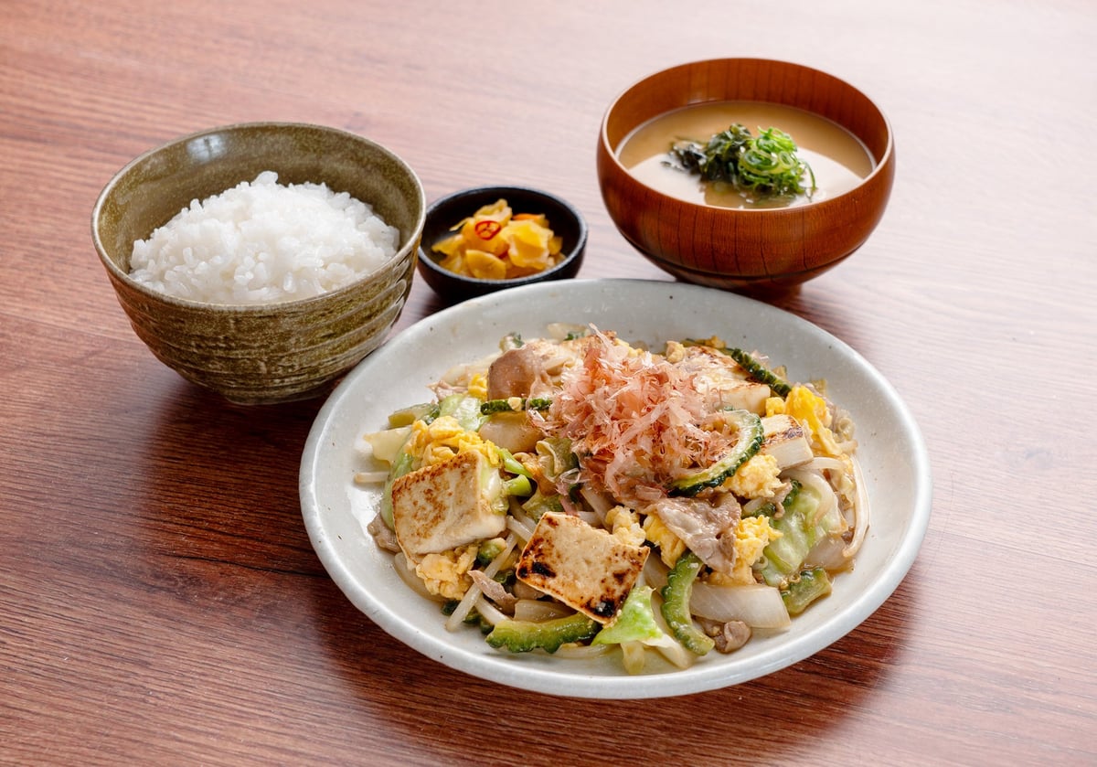 Goya Champuru Set Meal ¥1,050 (tax included)