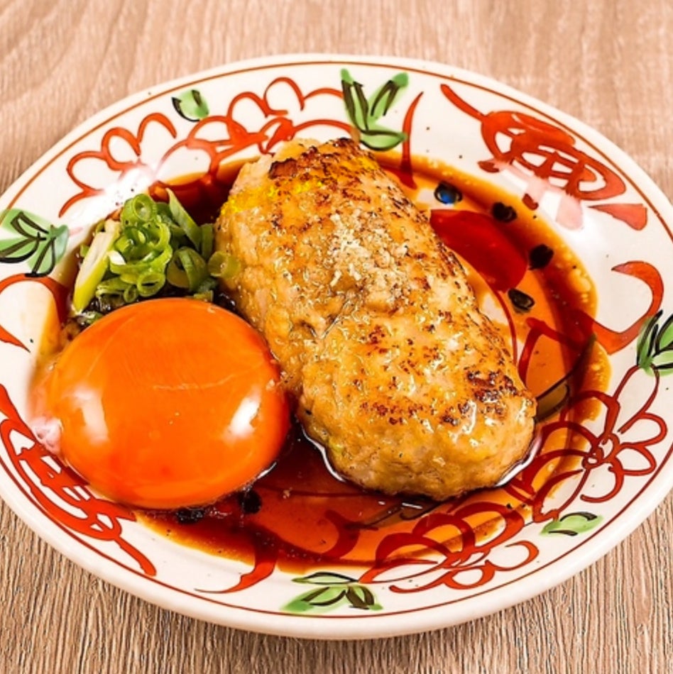 Famous 'Nomeru Tsukune' 1 piece ¥320 (tax included ¥352)