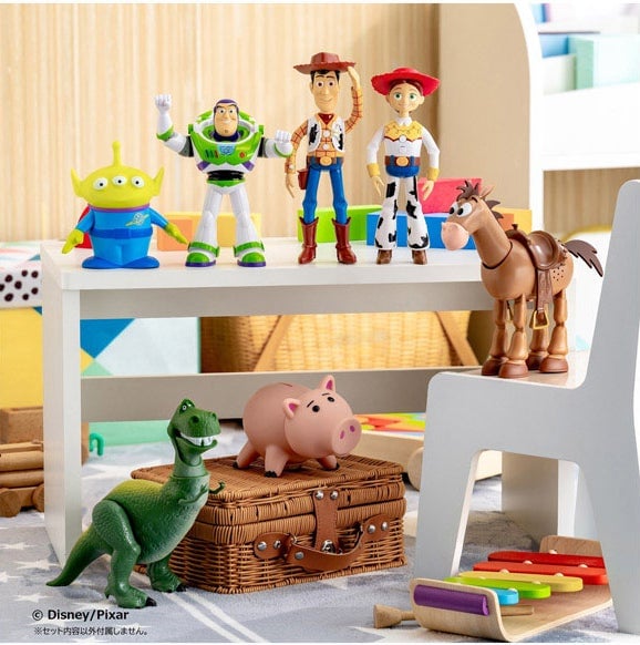 Hands in Shinjuku Offers Free Toy Story 5 Stickers with Purchases from July 1