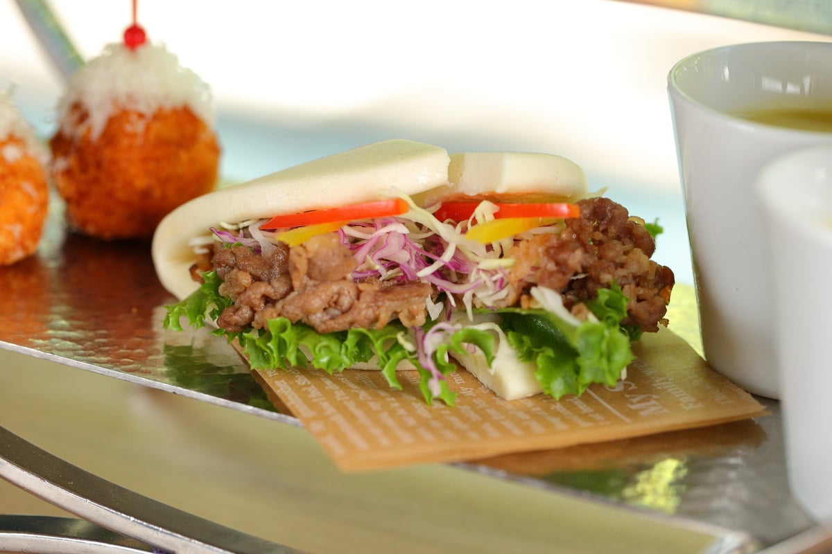 Bulgogi salad bao pan