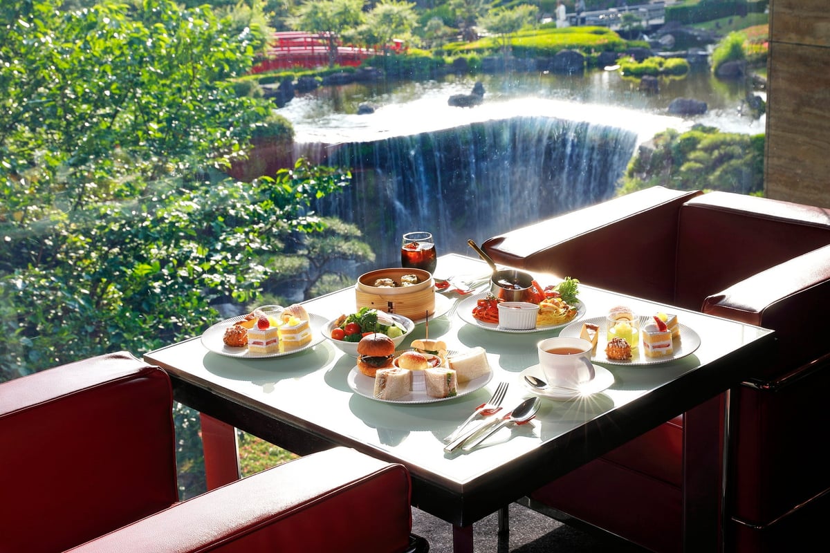Hotel New Otani Tokyo Launches Summer Sweets Buffet Featuring Melon, Mango, and Peach