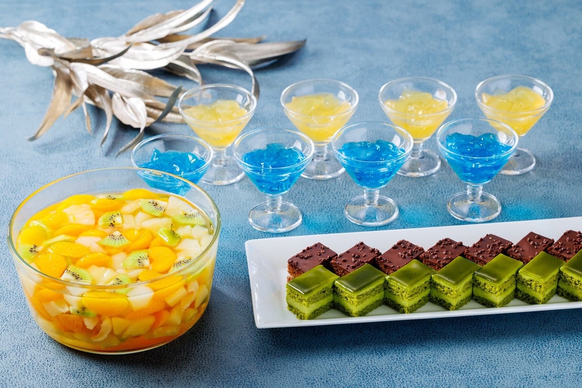 Various desserts