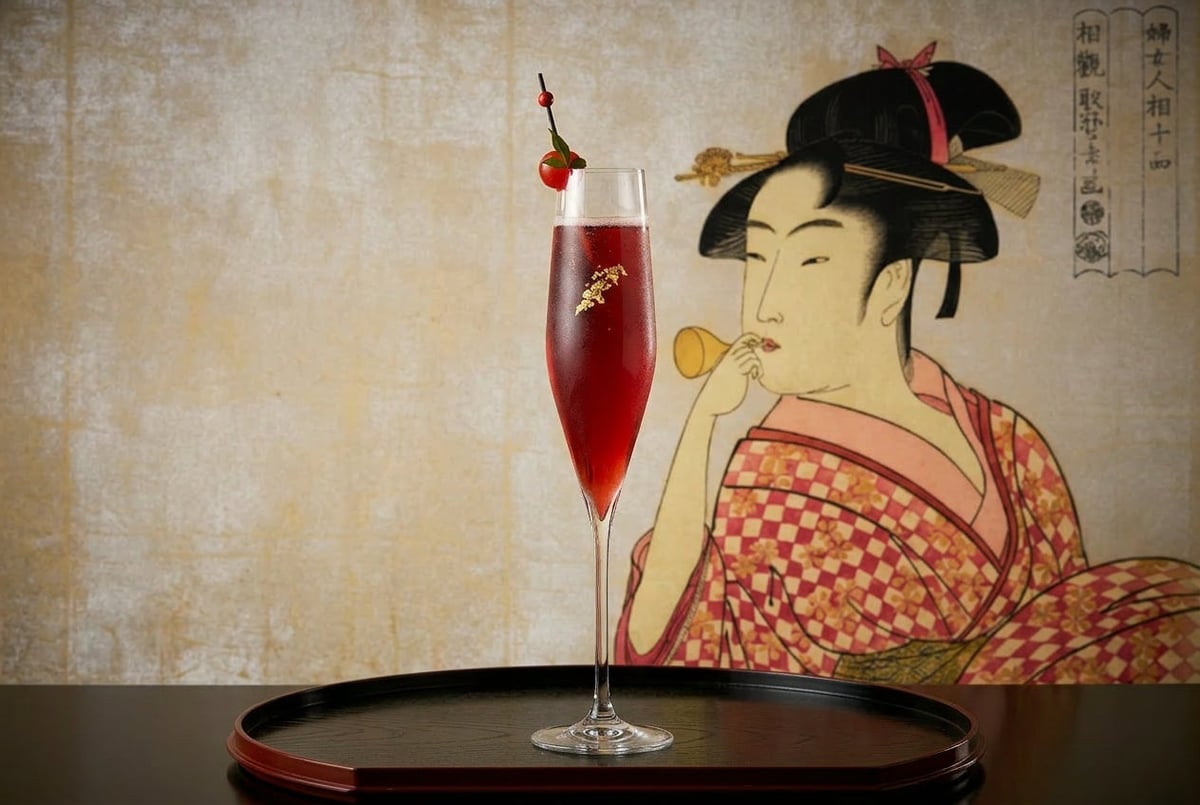 Up to 4 people including the ticket holder can get ¥100 off when presenting the Ukiyo-e Exhibition ticket — ¥100 discount
