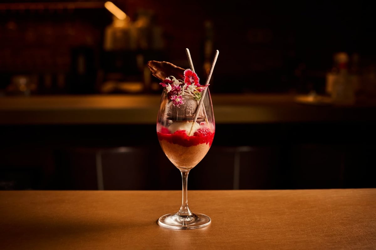 Flower Parfait 'Chocolate & Fromage Blanc'
