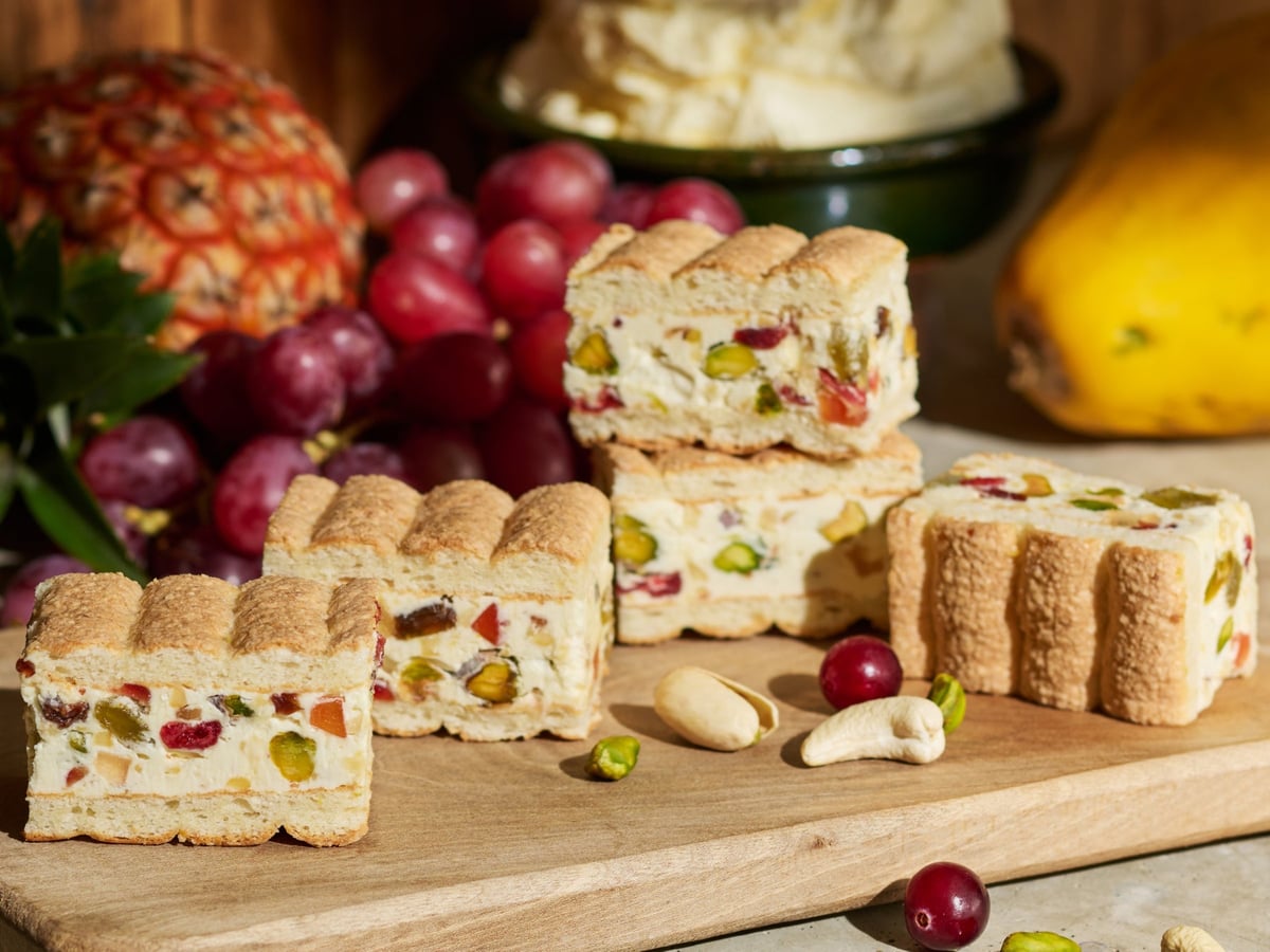 Fruit and Butter Sandwich — ¥1,728 (tax included)