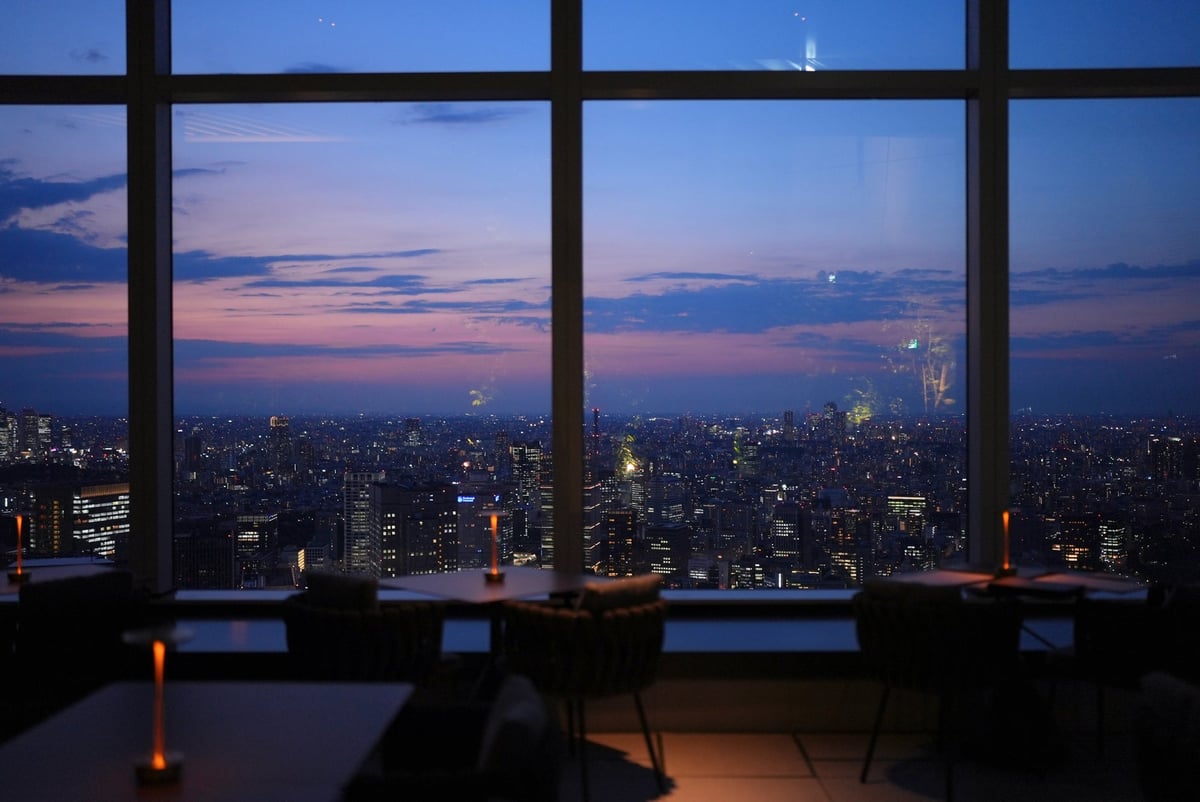 Enjoy Free-Flow Champagne and Seasonal Bites at KEI Collection PARIS Rooftop Bar in Tokyo