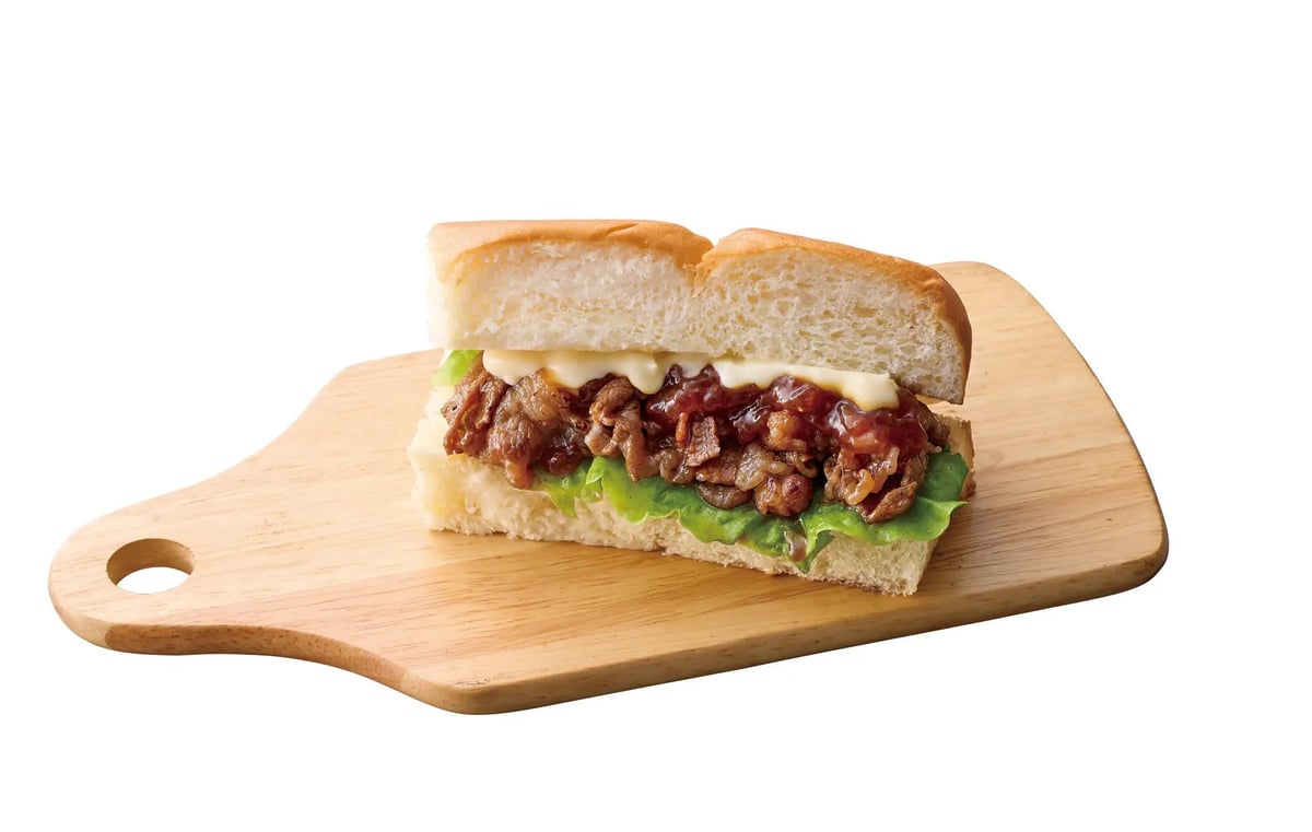 ▲【KING'S HAWAIIAN】Sand freely! Yakiniku King Slider ※The image shows