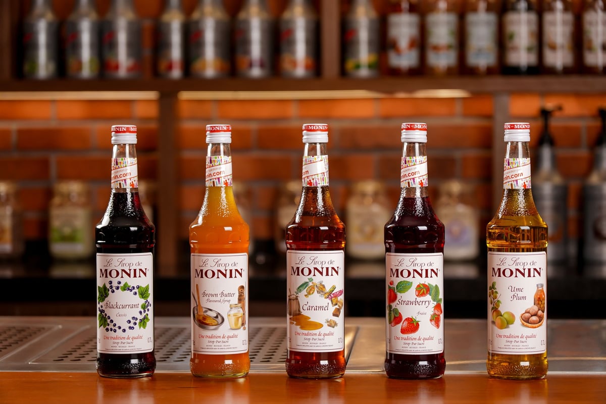 Kokon Chaya and MONIN Debut Customizable Shaved Ice Stand at Nagoya Station