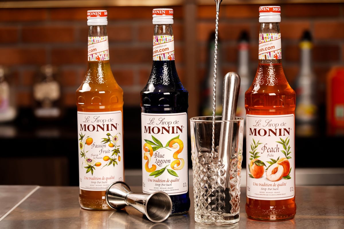 Kokon Chaya and MONIN Debut Customizable Shaved Ice Stand at Nagoya Station