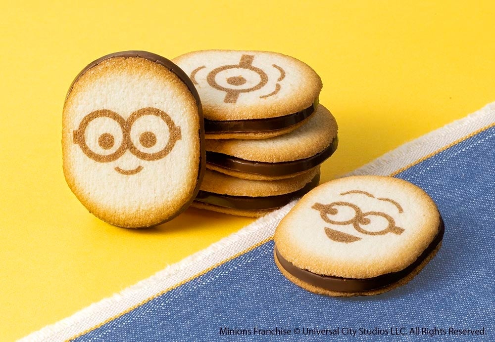 Limited-Run Minions in Kansai Sweets and Goods at Gin no Budo in Japan