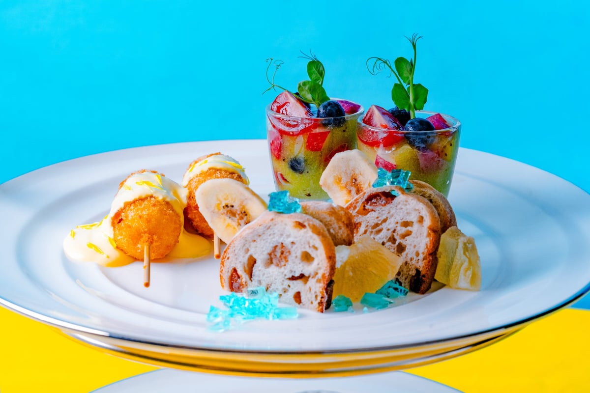 Grand Prince Hotel Osaka Bay Launches Minions & Monsters Afternoon Tea with Free Limited-Edition Postcard
