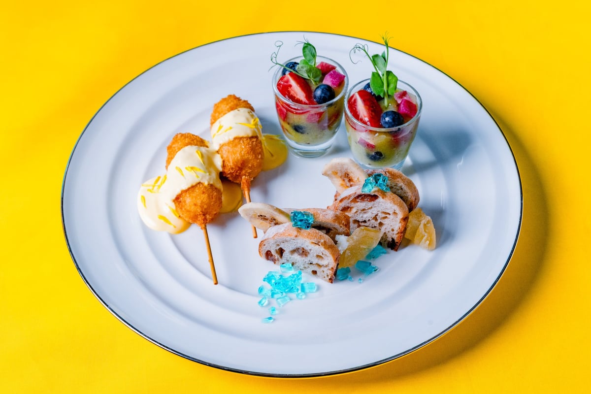 Grand Prince Hotel Osaka Bay Launches Minions & Monsters Afternoon Tea with Free Limited-Edition Postcard
