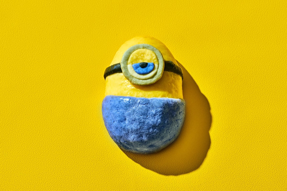 Mischievous Minion Banana Cake (Shinagawa Prince Hotel)