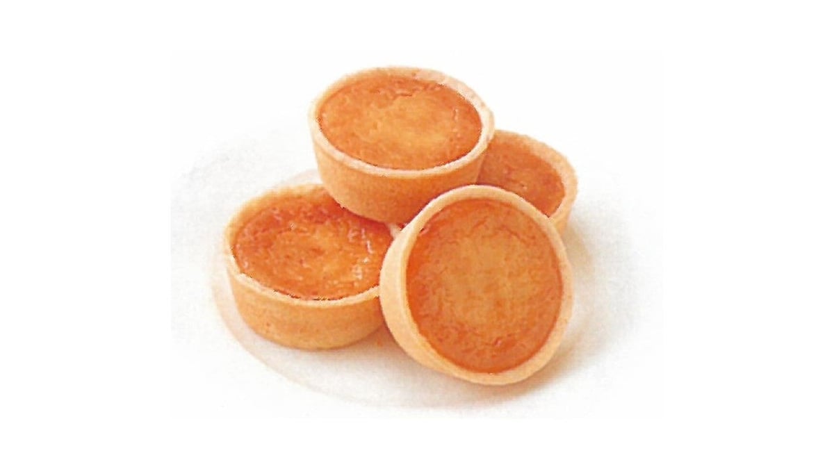 Enjoy the rich and deep flavor of Edam Cheese Cake.