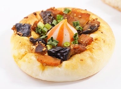 Spicy Mala Bread (1 piece) ¥357 (tax included)