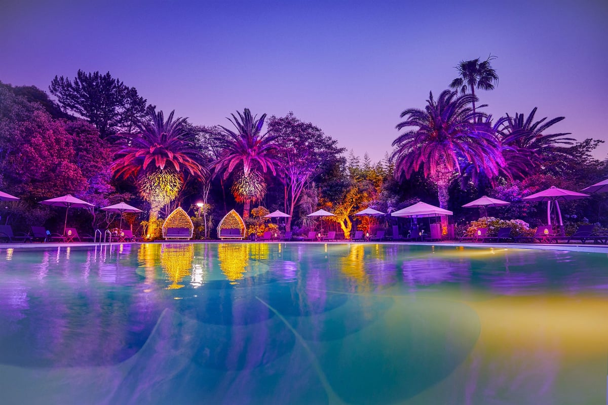 Enjoy Night Pool and Afternoon Tea Stay Plan at Hotel New Otani Makuhari in Japan