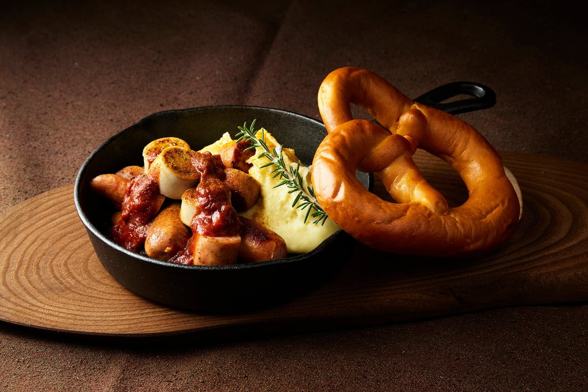 Oriental Hotels & Resorts Launch Autumn 'Oriental Oktoberfest' Buffet Featuring Shine Muscat and Beer Dishes in Japan