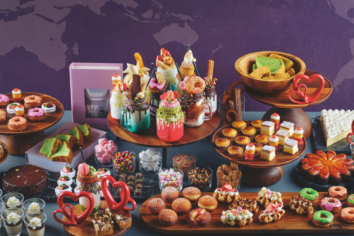 Craft Your FREAK SHAKES World Hit Sweets Buffet