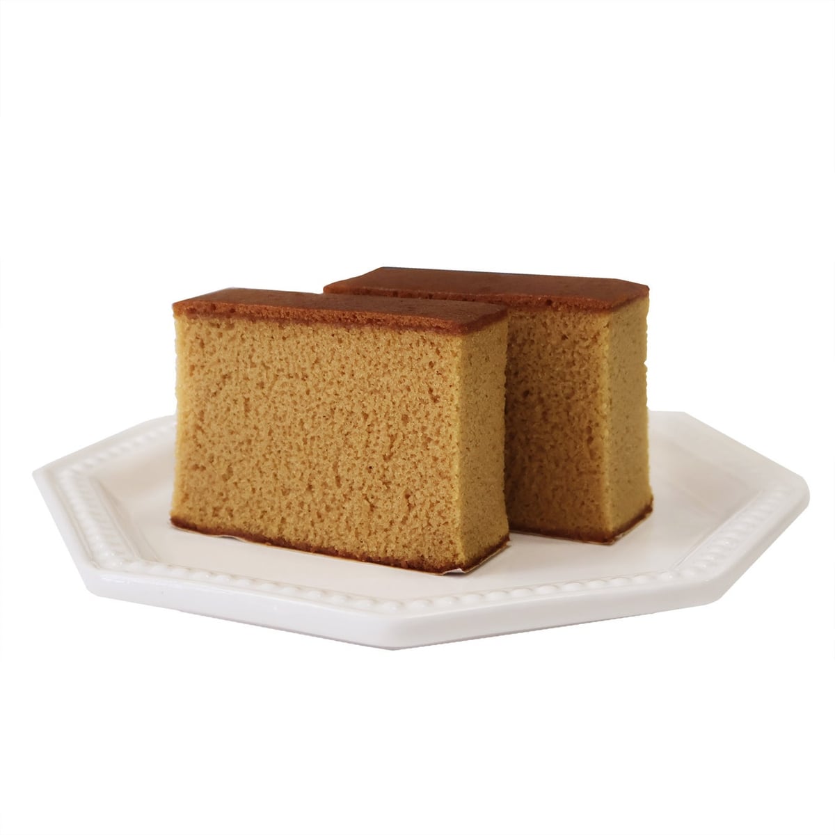Caramel Pudding Castella — ¥800 (tax included)
