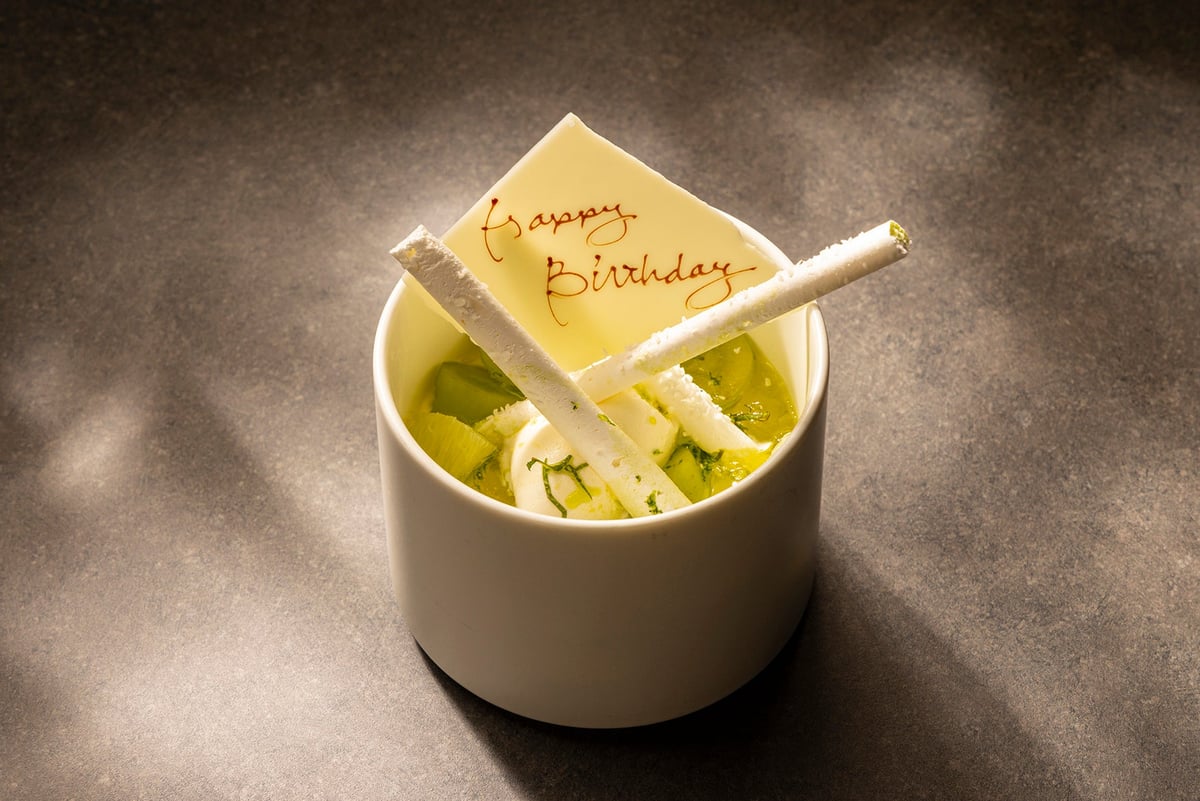 Masukatto Angel Cream with a message plate.