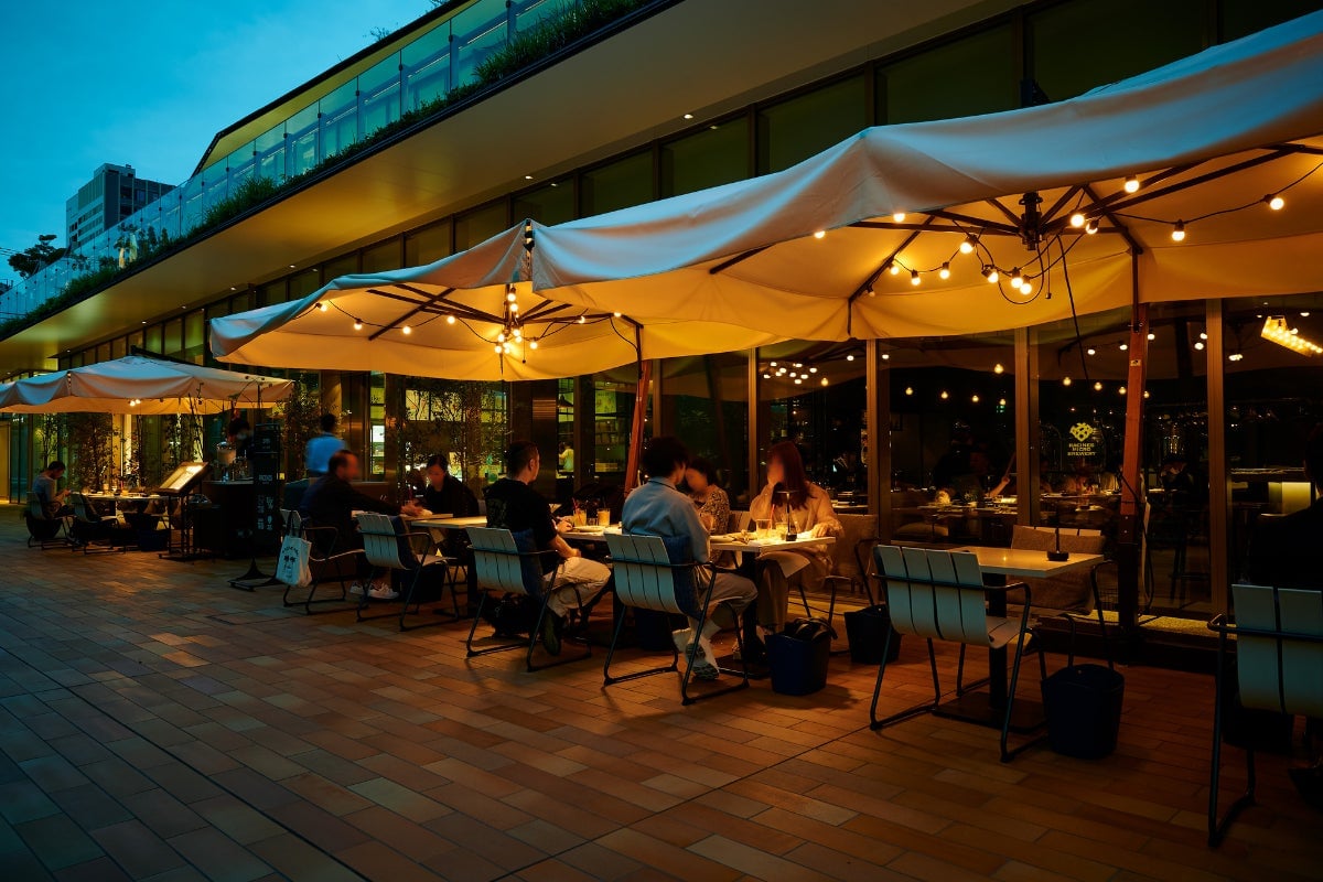 RACINES AOYAMA terrace seating image