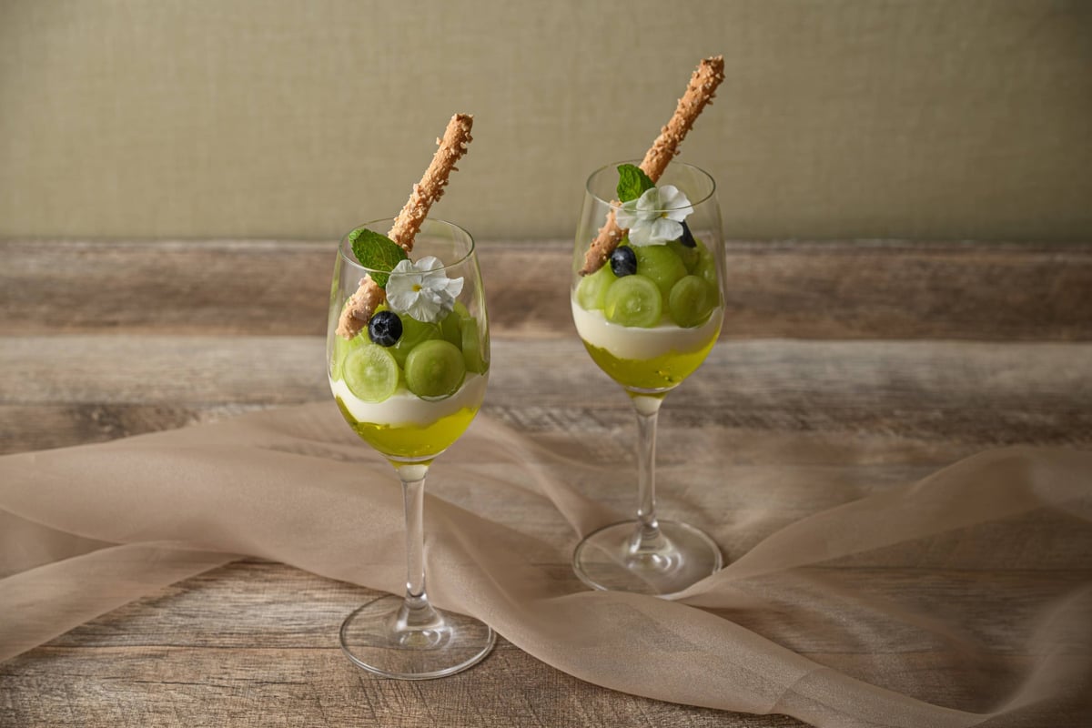 Shine Muscat Parfait — ¥1,980 (tax included)