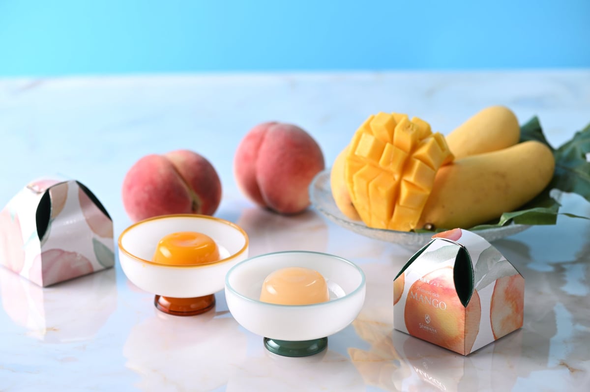 A rich and satisfying bite that captures the full flavor of ripe fruits.