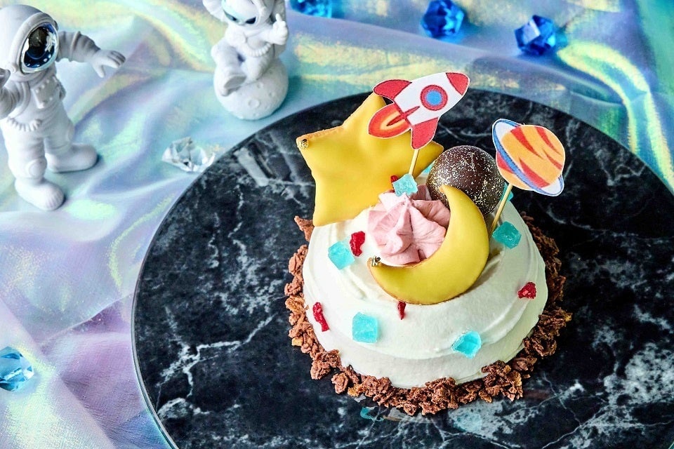 SHIBUYA STREAM HOTEL Hosts Parent-Child Art and Cake Decorating Workshop for Summer Vacation