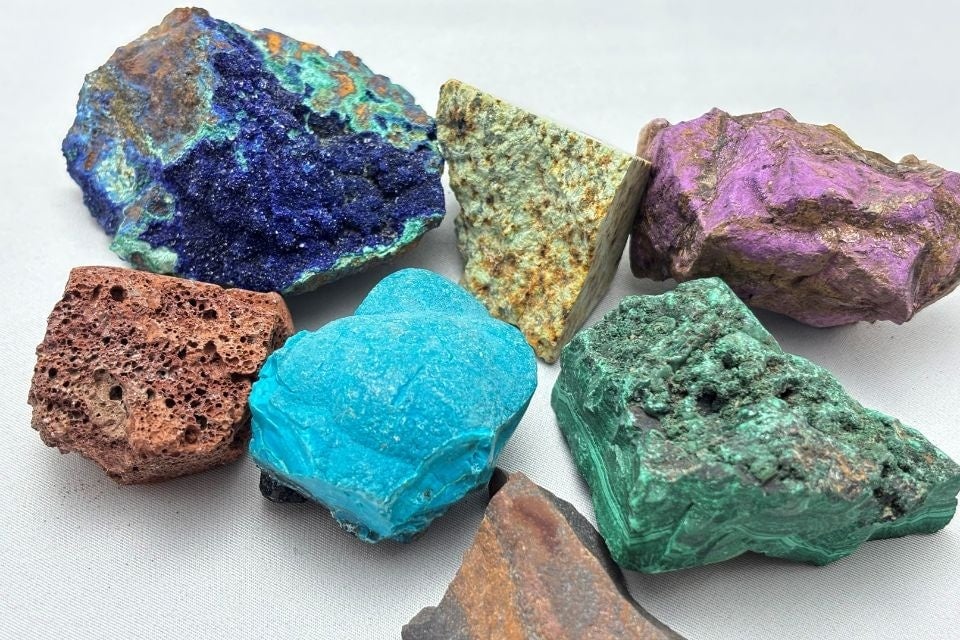 Image of natural stones, meteorites, and fossils