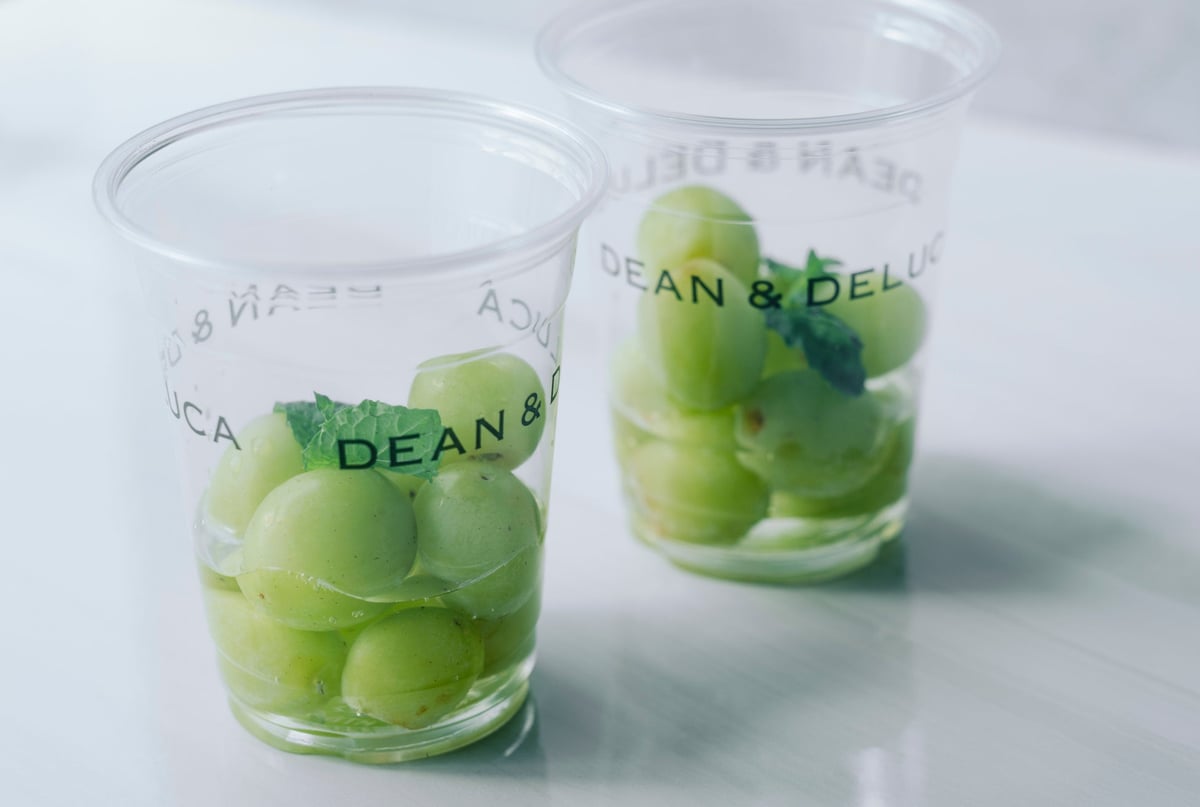 Japan Debut: Shine Muscat and Elderflower Frappe at DEAN & DELUCA in Tokyo