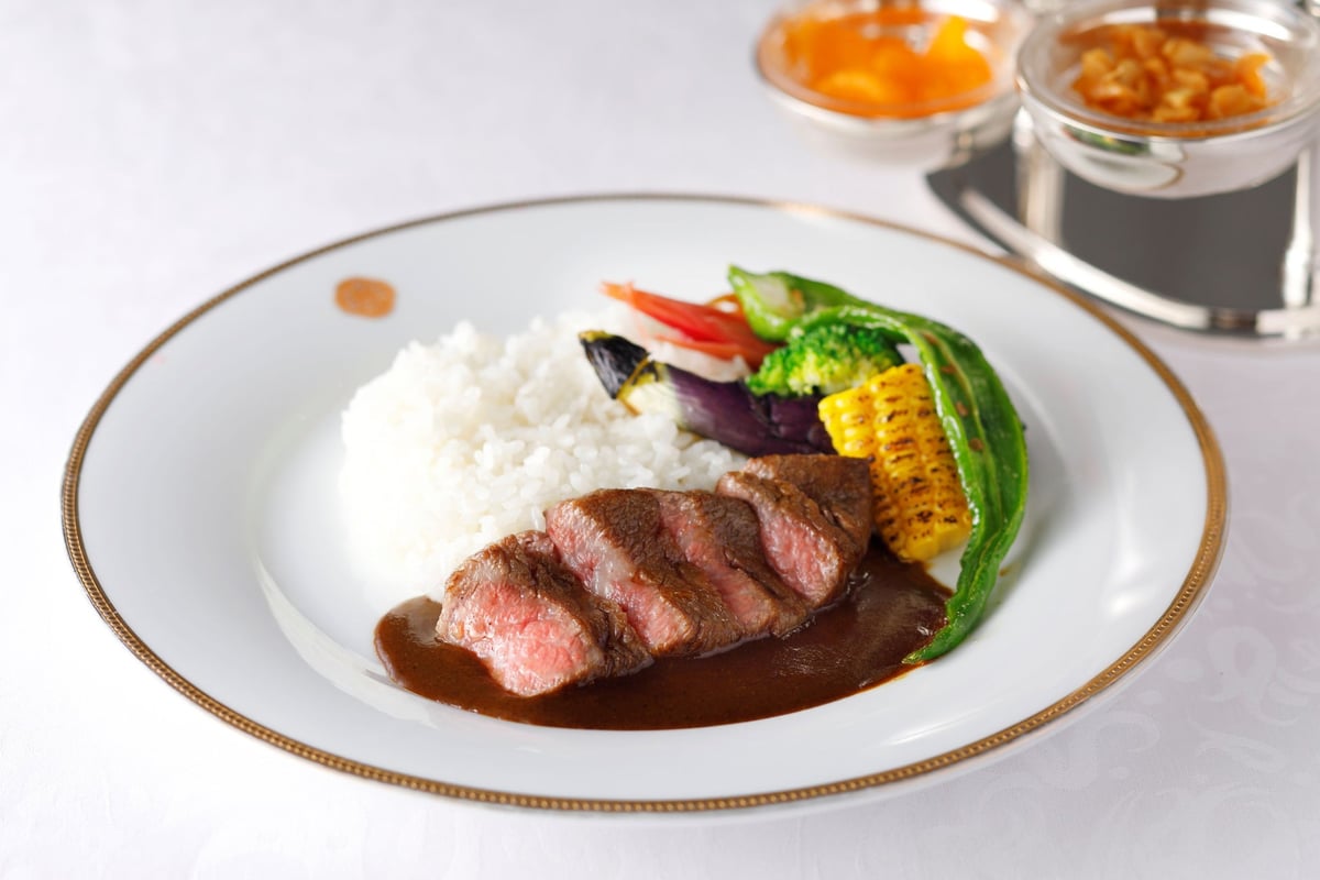 Shiseido Parlour Ginza Launches Summer Curry Fair with Premium Ingredients