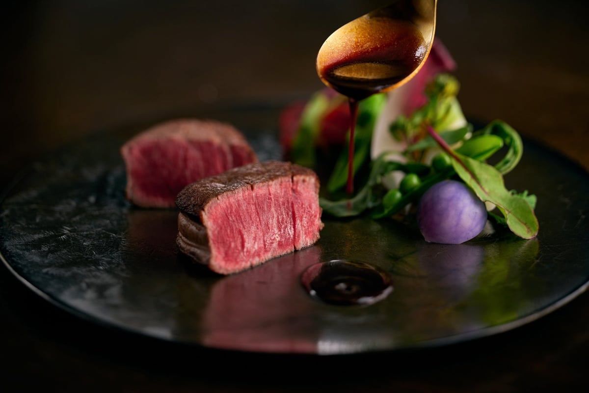 Singular at Galleria Nijo Castle Kyoto Wins Wine Spectator Award with Special Omi Beef and Japanese Wine Dinner