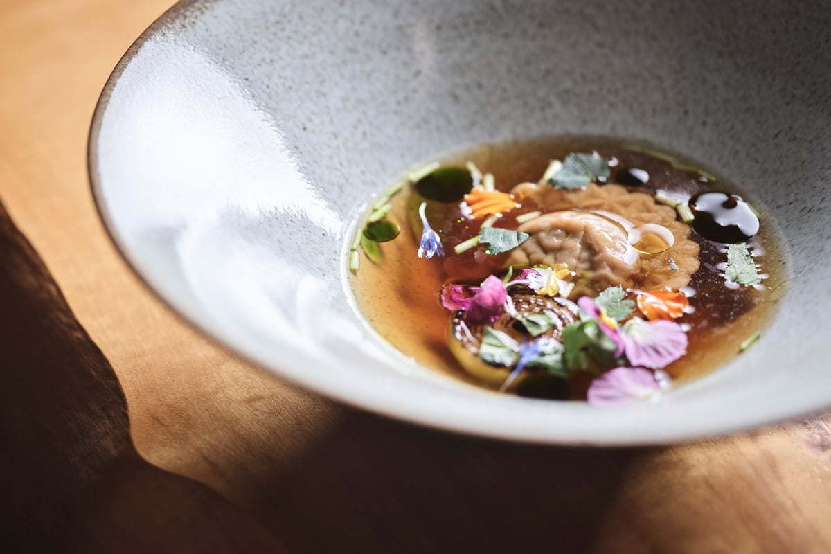 Singular at Galleria Nijo Castle Kyoto Wins Wine Spectator Award with Special Omi Beef and Japanese Wine Dinner