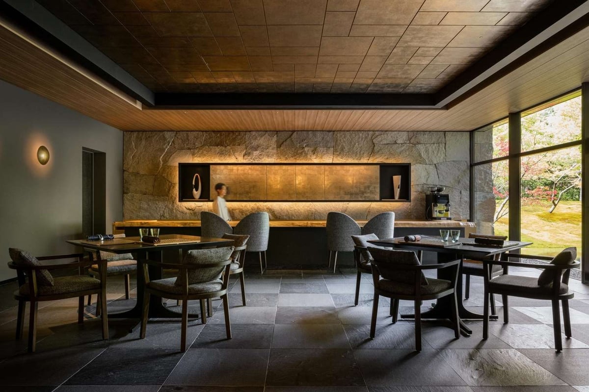 Mazura (Single) Restaurant Image