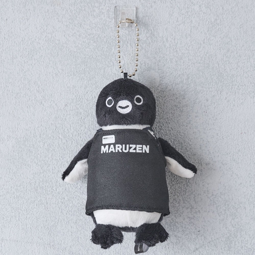Part of the collaboration items revealed!! Suica Penguin bookstore staff mascot (each ¥2,706)