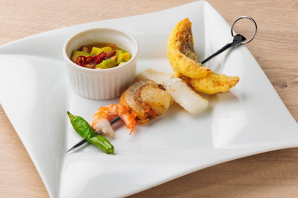 Summer Lunch Course with All-You-Can-Eat Sirloin and Seafood at Kobe Sannomiya Tokyu REI Hotel From August 1