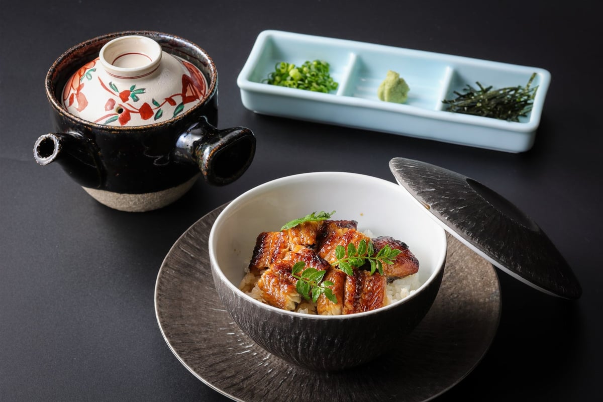 Suzunari's special mini eel bowl
