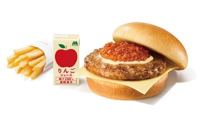 WaiWai Mos Cheese Burger Set — ¥560 (tax included)