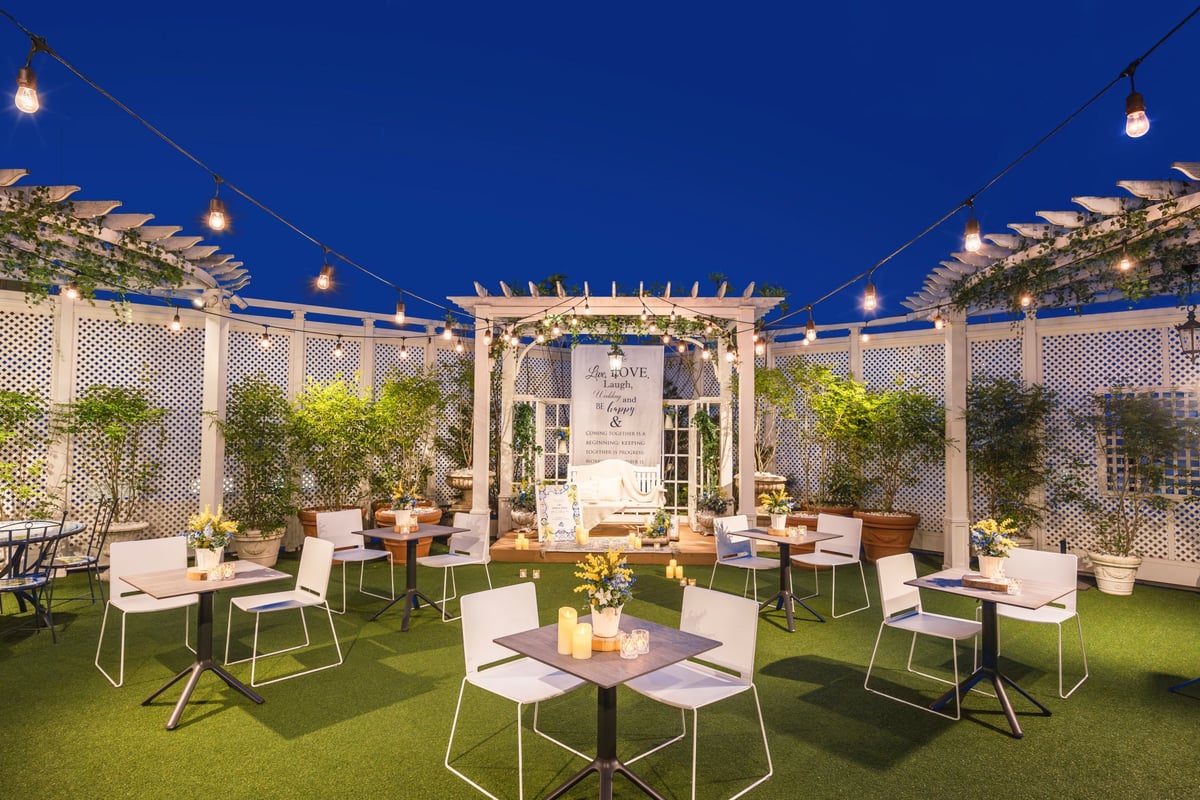Image of the beer hall venue.