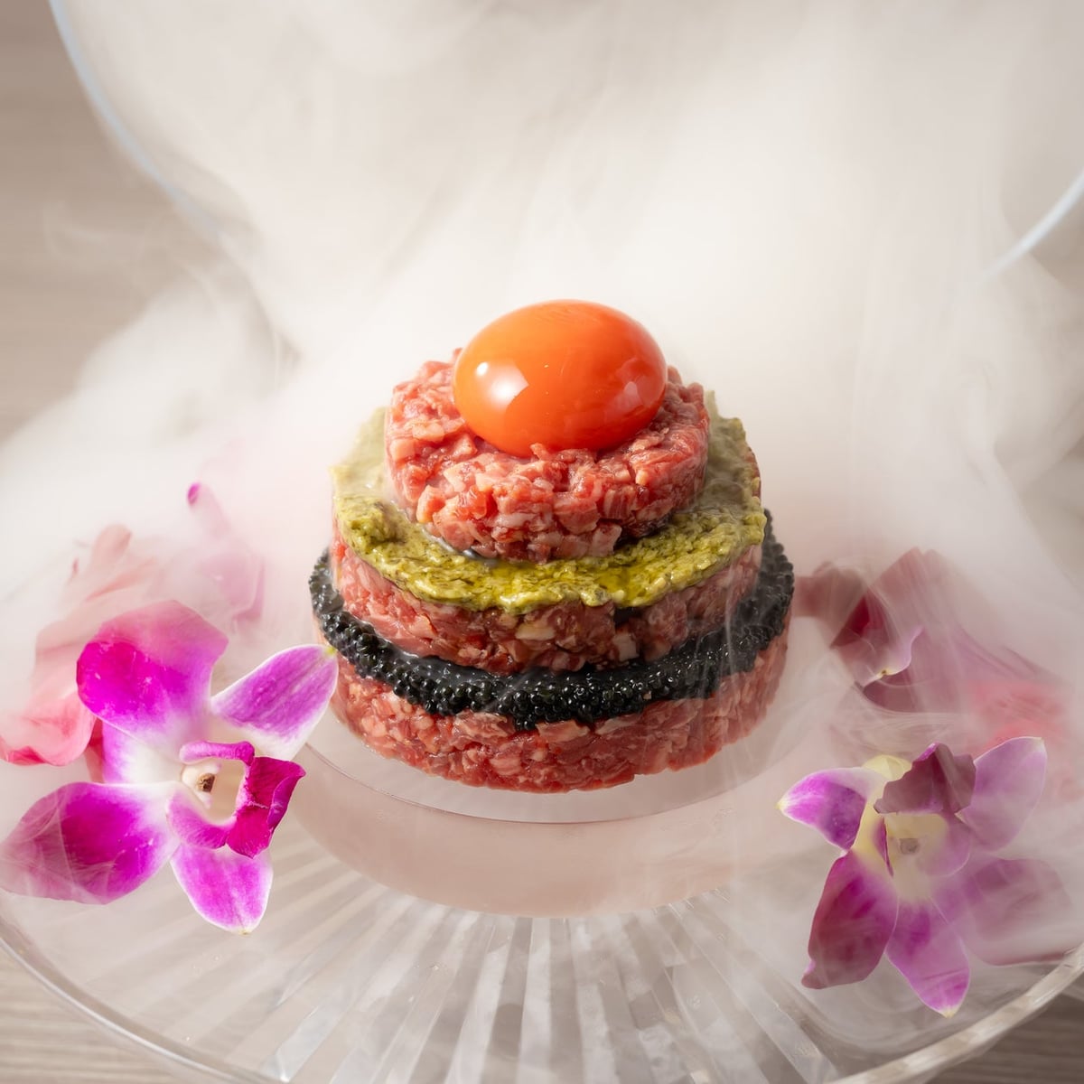 Yakiniku Ushifuji in Shinjuku Renews Signature Yukke-Cake and Revives Luxury Eel & Wagyu Course From June 1