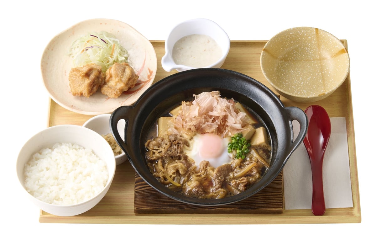 ~dashi aroma~ Fried Chicken Small Bowl Included Beef Tofu and Domestic Grated Yam Set Meal ¥1,330 (tax included)
