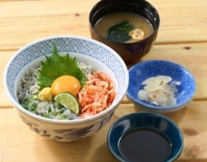 Yumean Launches Refreshing Summer Set Menus Featuring Fresh Shirasu, Pike Conger, and Sudachi Citrus in Japan