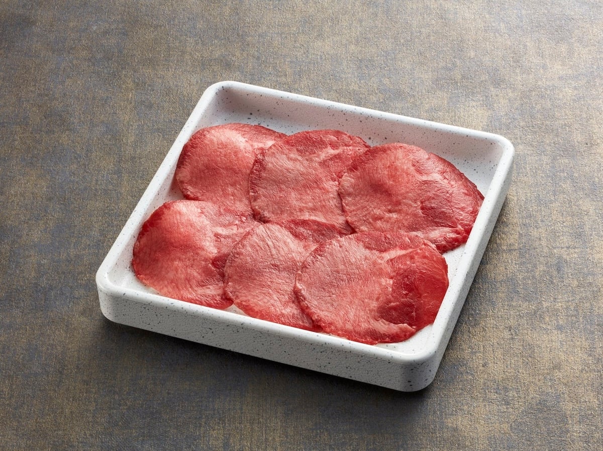 Premium Beef Tongue Shabu-Shabu — ¥490 (tax included ¥539)