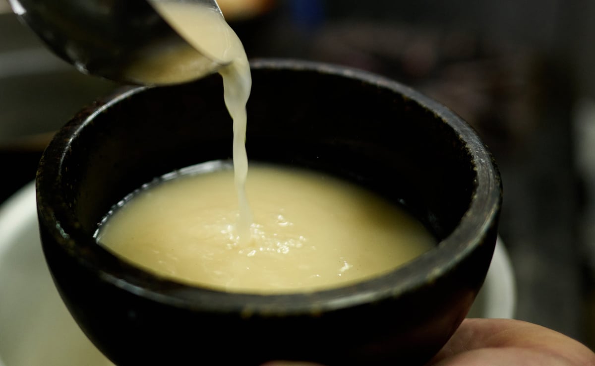 Akakara Men Debuts in Shibuya with Rich Spicy Noodles from Global Culinary Collaboration