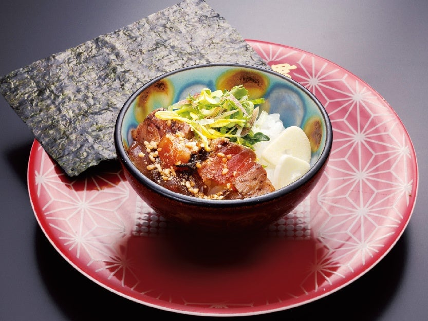 Yamitsuki Hime Don with Marinated Bonito — ¥407 (tax included)