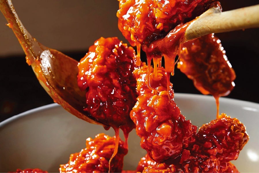 bb.q Olive Chicken Offers ¥2,490 Family Chicken Box in Tokyo