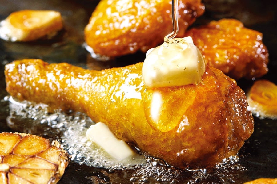 bb.q Olive Chicken Offers ¥2,490 Family Chicken Box in Tokyo