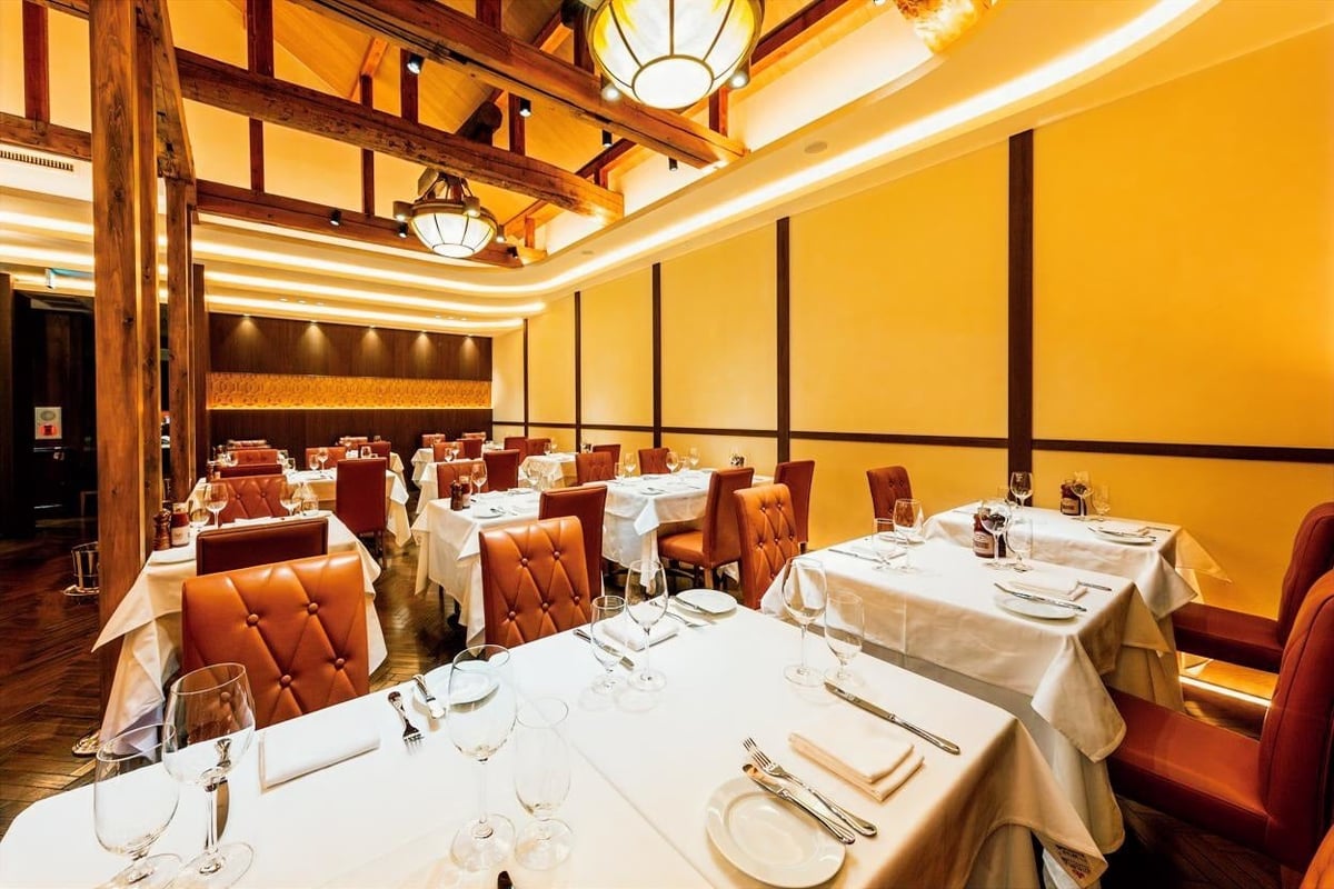Benjamin Steakhouse Kyoto Offers Autumn 750g Sizzling Ribeye Steak Course for ¥20,000